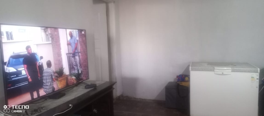 1 Bedroom Property for Sale in Bloemside Free State